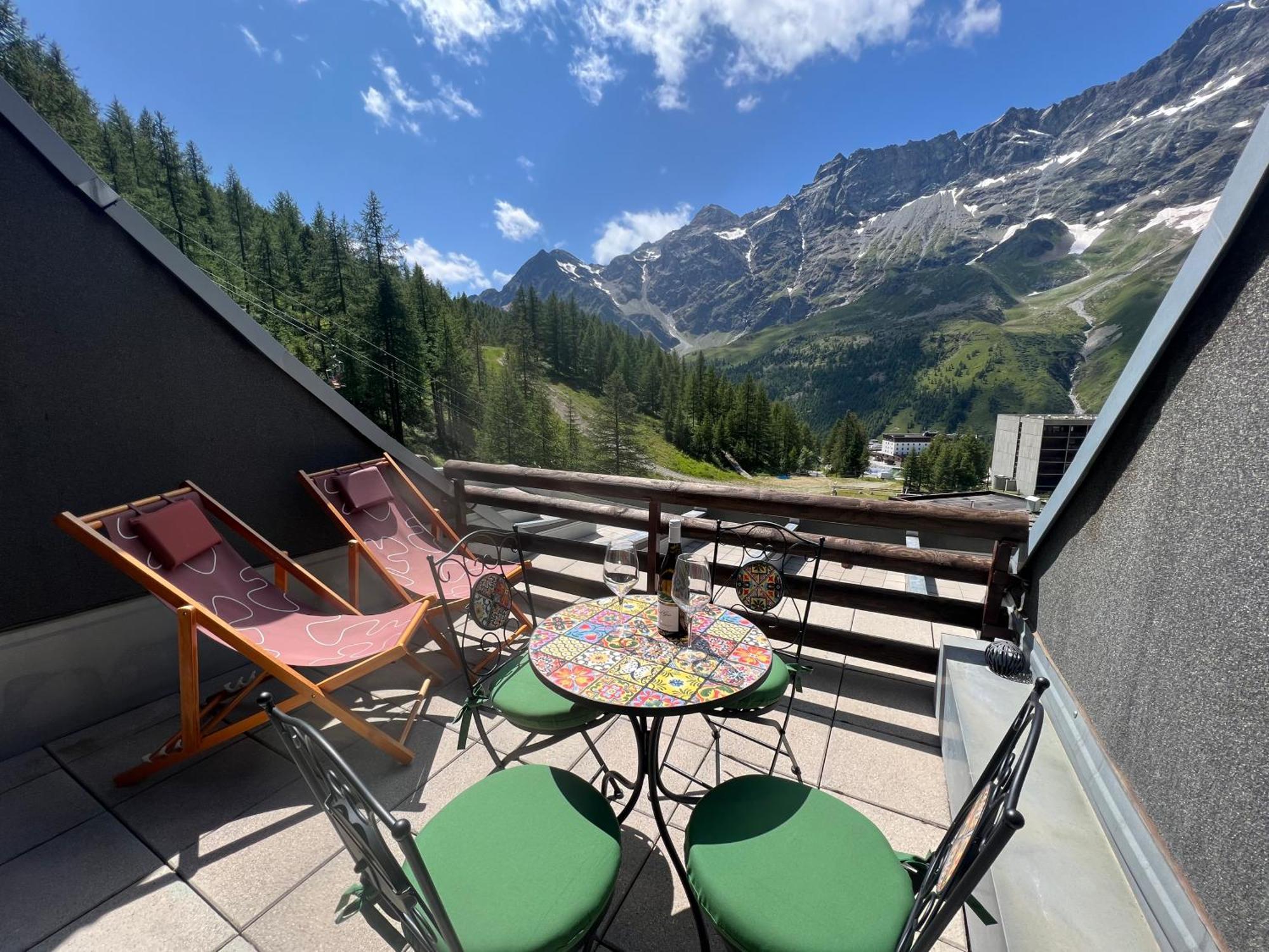 بيريوِل تْشيرفينيا Cervinia - Matterhorn Apartments المظهر الخارجي الصورة